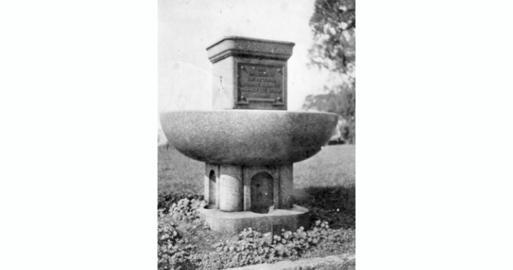 Water Trough in Burlington, VT that is identical to the one in Council Bluffs